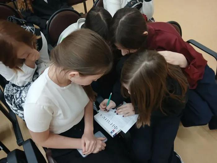 photo_5260374192530590895_y